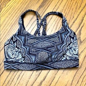 Lululemon Sports Bra - Size 8
